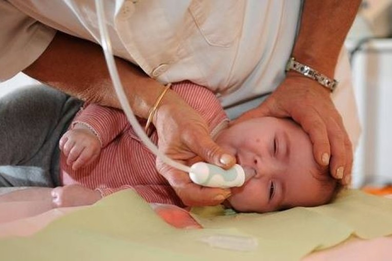 الدكتورة عائدة برجي: ‘100 إصابة بالبرنكيوليت في مستشفى الأطفال و11 حالة في الإنعاش’