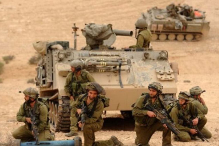 جيش الاحتلال يجري مناورات عسكرية على جبهات غزة ولبنان