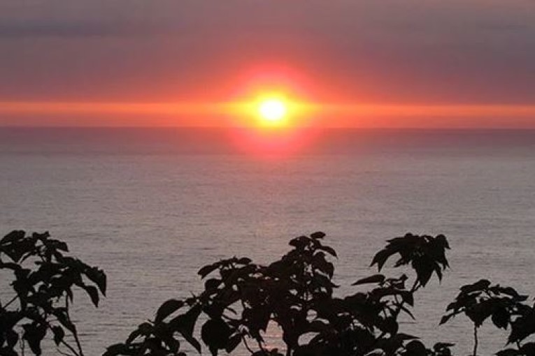 هذه الليلة: الطقس صاف والحرارة بين 11 و15 درجة