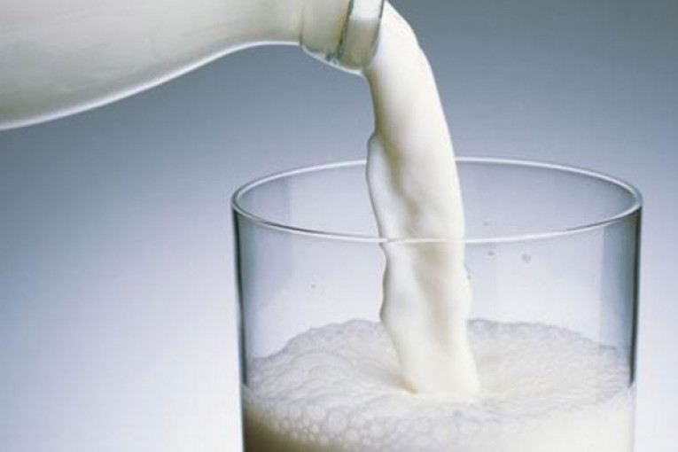 قابس:حجز 756 لترا من الحليب المعقم نصف الدسم لدى تاجر مواد غذائية بالتفصيل