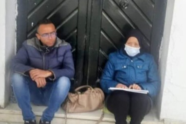 من أجل تسوية وضعياتهم..مكلفون بالإعلام ينفذون اعتصاما مفتوحا