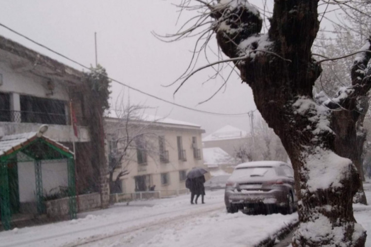 سقوط جزء من منزل لعائلة بعين دراهم.. والحماية المدنيّة تتدخّل