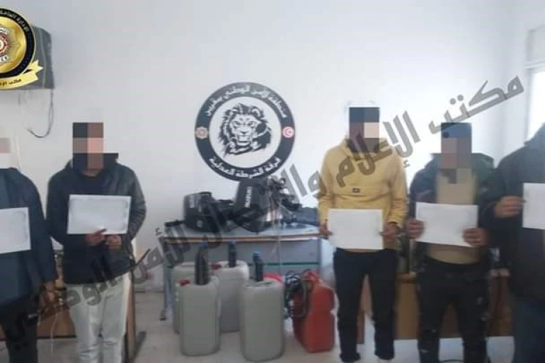 مقرين: ضبط 5 أشخاص بمنزل حراق كانوا يحضرون لمحاولة ”حرقة”