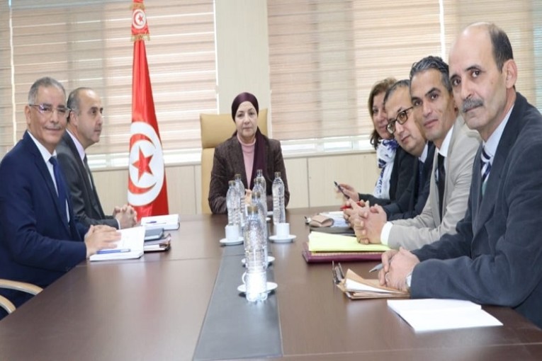 خطة استعجالية للحد من تأثيرات تقلبات الطقس على سير العمل بالمحاكم والمرافق العدلية بـ5 ولايات