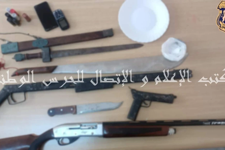 مكنين : حجز أسلحة نارية و كمية من مخدر الكوكايين داخل ضيعة