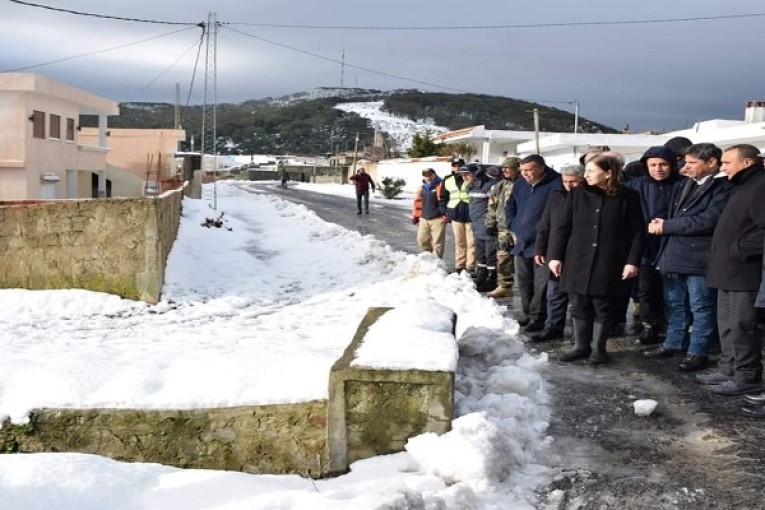 إثر التلقبات الجوية: وزيرة التجهيز تزور ولاية جندوبة