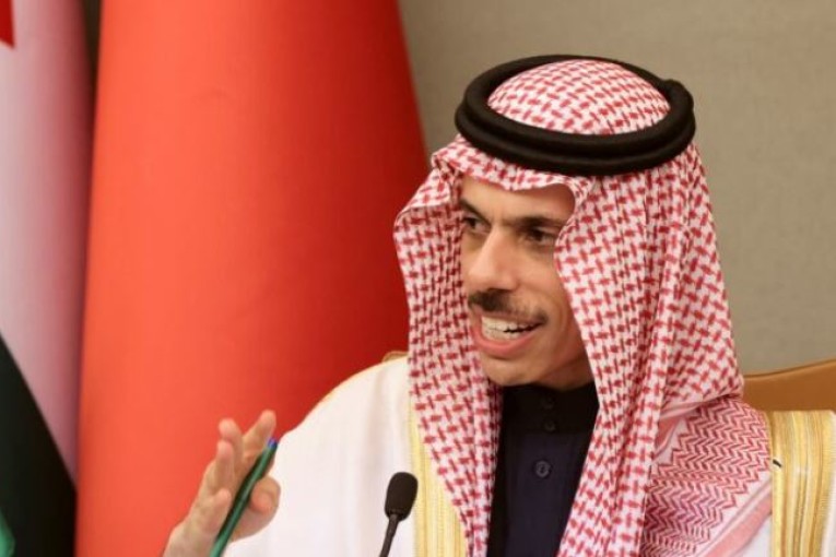 السعودية: سندخل في حوار قوي مع أمريكا لمواصلة حل أي قضايا