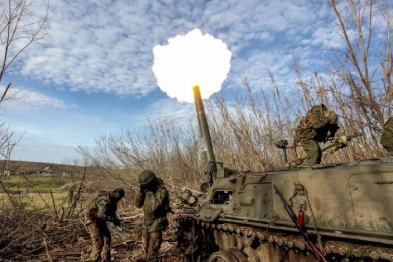 بريطانيا: روسيا تقترب من السيطرة على مدينة باخموت الاستراتيجية