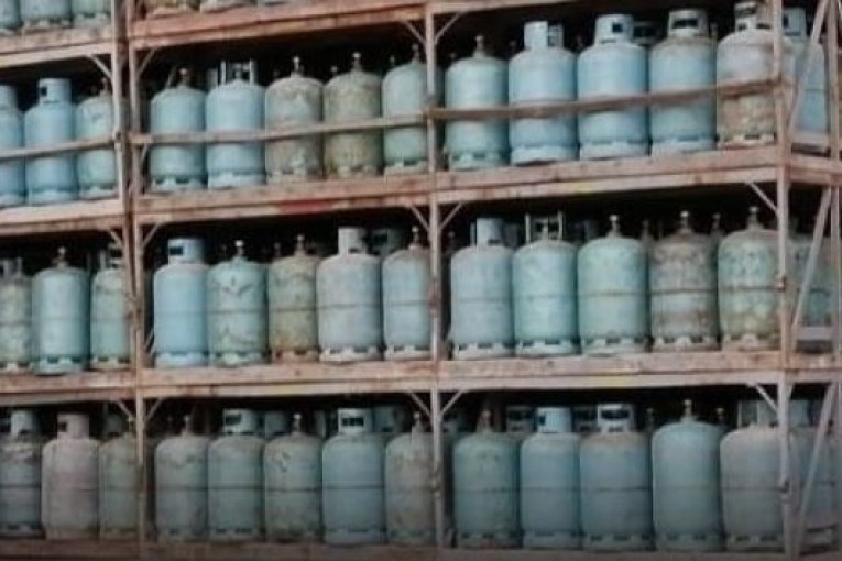 غرفة موزّعي قوارير الغاز المنزلي بالجملة: ‘قرار تعليق النشاط تقف وراءه تراكمات واتفاقيات ممضاة لم يقع تفعيلها’