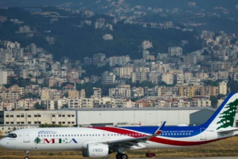 لبنان.. رصاصات طائشة تصيب طائرتين بمطار رفيق الحريري