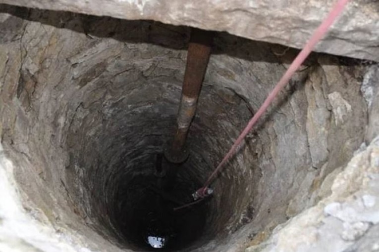 قابس …إنقاذ كهل بعد سقوطه داخل بئر عميقة