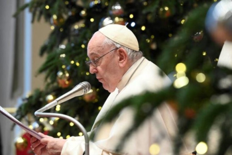 بابا الفاتيكان يدين إعدام محتجين في إيران