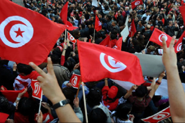حراك 25 جويلية يطالب بمحاسبة ومساءلة الهياكل التي تشرف على الاتحاد العام التونسي للشغل وبتجميد المكتب التنفيذي والهيئة الإدارية