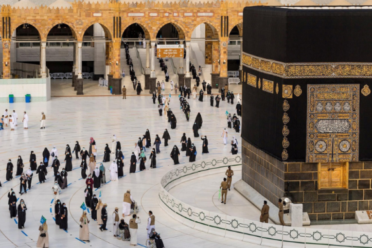 مكة : القبض على قاتل المعتمرين الجزائريين