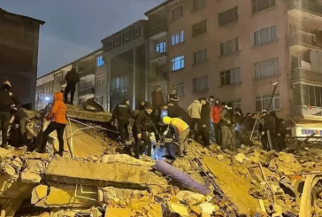 صور / زلزال تركيا: مئات القتلى والجرحى في تركيا وسوريا في هزة أرضية مدمرة