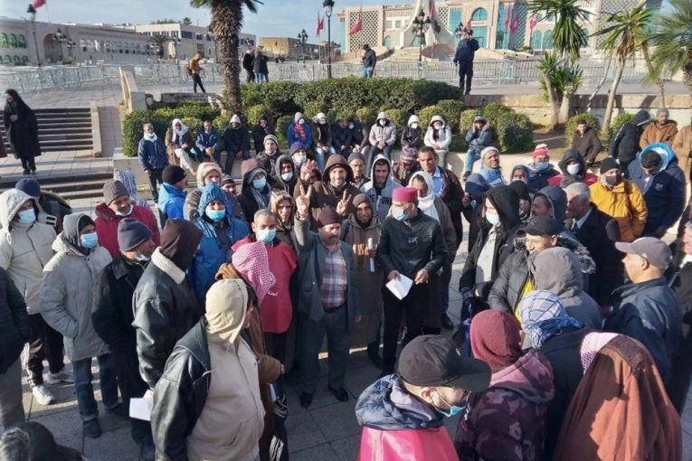 الوعاظ والاطارات المسجدية ينفذون ”يوم غضب” أمام مقر وزارة الشؤون الدينية