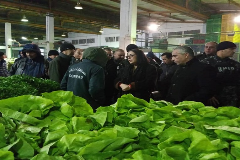 في زيارة ثانية لسوق الجملة ببئر القصعة: وزير التجارة تؤكد أن ارتفاع أسعار بعض المواد غير مبرر في ظل توفر العرض