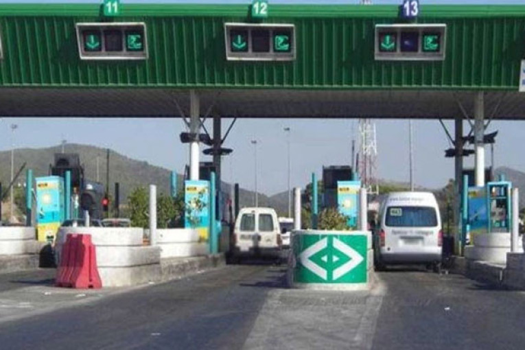 أعوان شركة تونس للطرقات السيارة ينفذون إضرابا