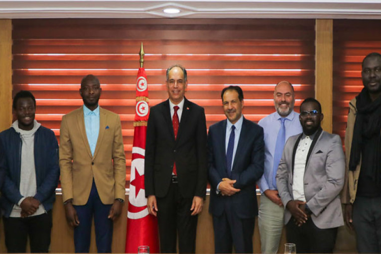 وزير التعليم العالي يؤكد دعم الوزارة للطلبة الأفارقة الذين يزاولون دراستهم في تونس