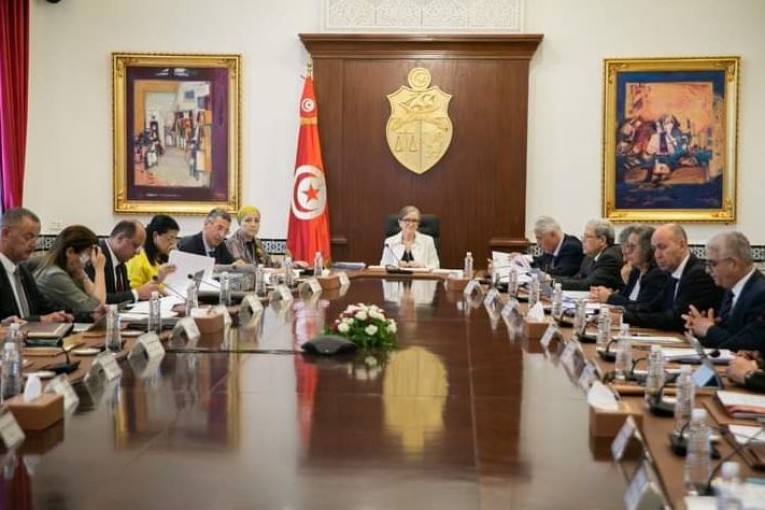 مجلس الوزراء يصادق على مشاريع مراسيم وأوامر