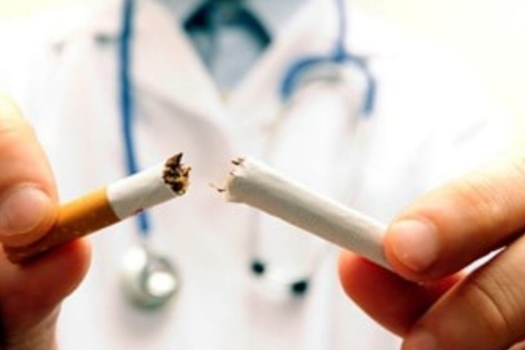 مختصة في مرض الشيخوخة: التدخين عاملا من عوامل الاختطار للإصابة بالزهايمر