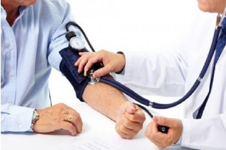 منوبة: انتفاع أكثر من 200 شخص بخدمات قافلة صحية متعدّدة الاختصاصات