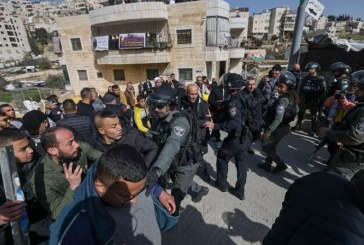 الاحتلال يعتقل عائلة الشهيد قراقع منفذ عملية القدس