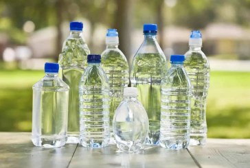 دراسة تحذر: زجاجات المياه قد تحتوي على بكتيريا أكثر من مقعد المرحاض