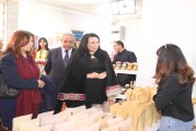 المشاركات في المعرض الوطني الاول للمجامع التنموية النسائية تدعون الى مزيد دعم تسويق منتوجاتهن والتعريف بها