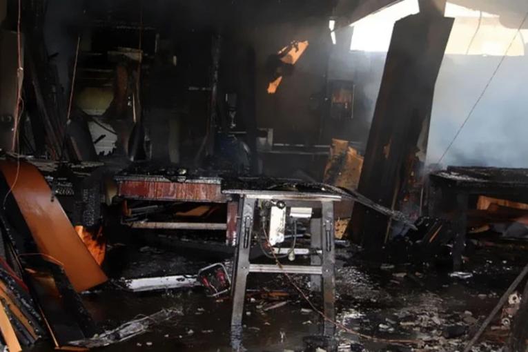 نابل : اخماد حريق بورشة نجارة و تغليف الصالونات