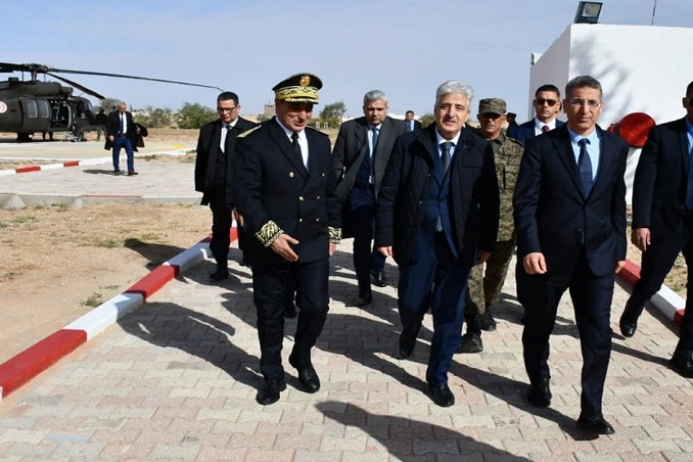 بمناسبة احياء ذكرى ملحمة 7 مارس : وزيرا الدفاع والداخلية يدشنان اول محطة التطهير ببن قردان