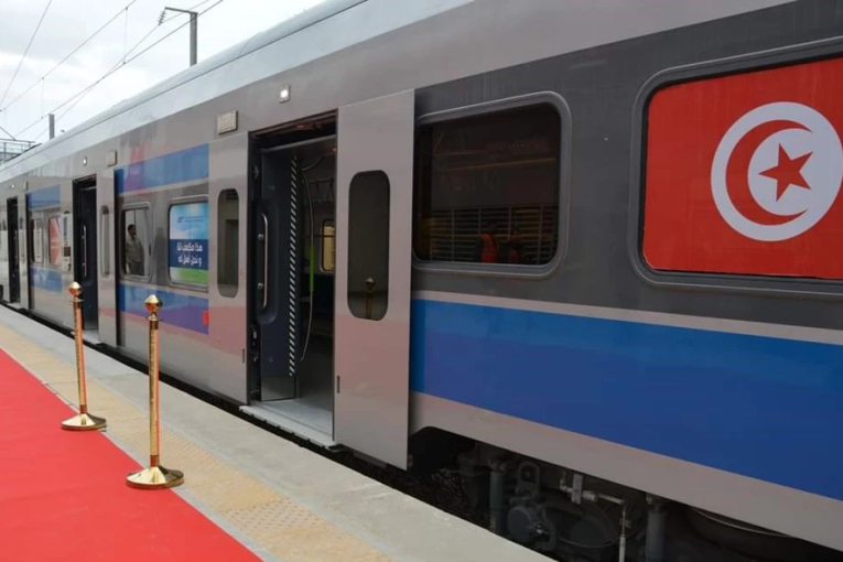مواعيد سفرات الخط الحديدي الجديد تونس/بوقطفة (صور)