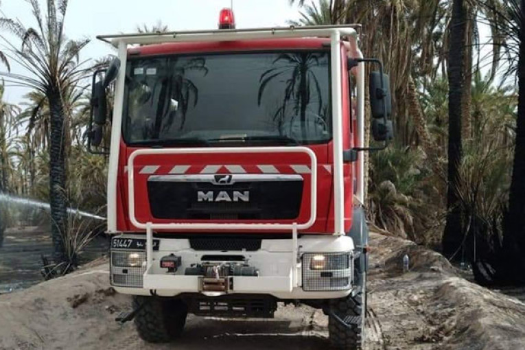 توزر: الحماية المدنية تخمد حريقين اندلعا بواحتين