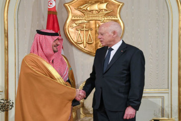 وزير داخلية السعودية يؤكد عزم خادم الحرمين وولي عهده على مواصلة مساندة تونس