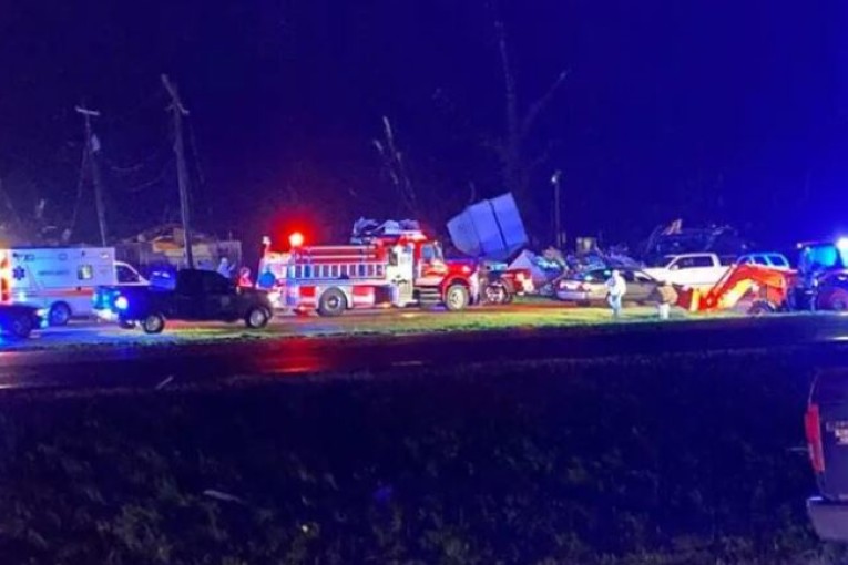 ارتفاع عدد ضحايا إعصار وعواصف ولاية مسيسبي الأمريكية