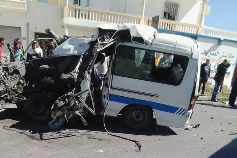 سيدي بوعلي: وفاة 3 ركاب سيارة أجرة إثر حادث مرور خطير