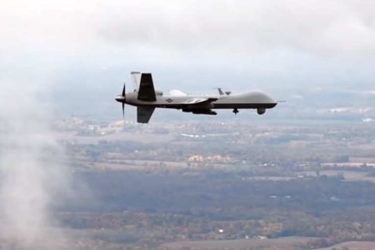 تصادم بين مقاتلة روسية ومسيّرة أمريكية فوق البحر الأسود