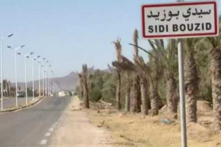 النقابة الأساسية للتعليم الثانوي بسيدي علي بن عون تحذّر الأولياء من عمليات استقطاب التلاميذ للفكر التكفيري