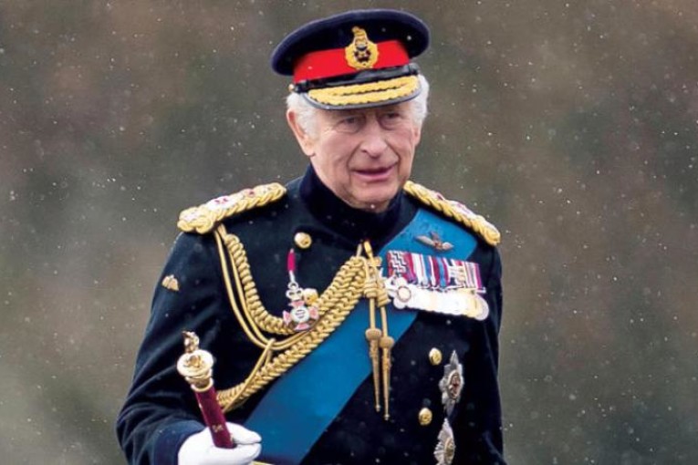 رئيس الخدم الملكي يصف عادة الإفطار لدى الملك تشارلز