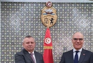 السفير المجري يؤكد استعداد بلاده للعمل لتطوير العلاقات مع تونس