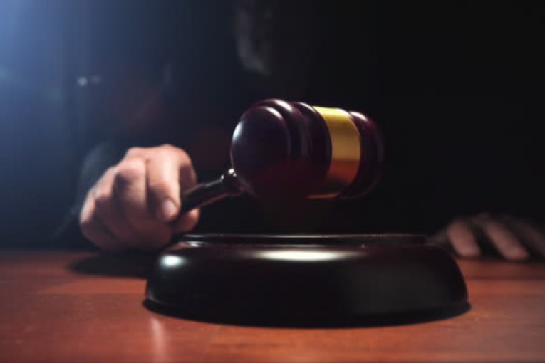 سيدي بوزيد: الاحتفاظ بعسكري معزول وعون حماية مباشر لشبهات فساد