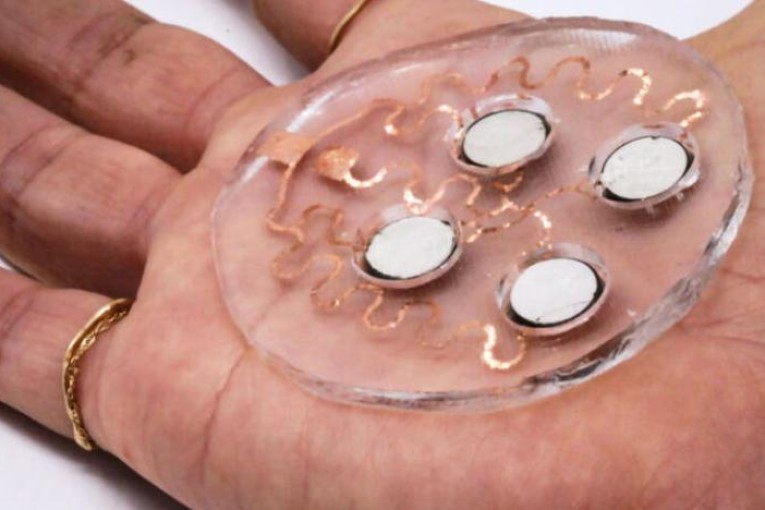 رقعة لتوصيل الأدوية عبر الجلد من دون ألم