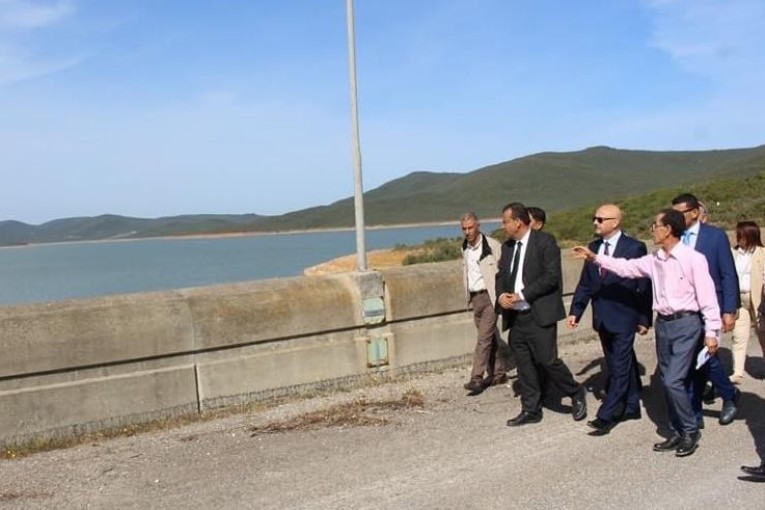 المنشآت المائية: وزير الفلاحة يوصي بتسريع إصلاح الأعطاب وإستعمال الطاقات البديلة لتخفيف الضغط على الكهرباء