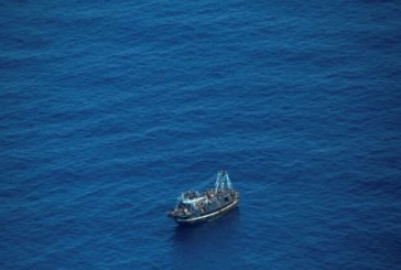 خفر السواحل الإيطالي يحاول إنقاذ 1200 مهاجر في البحر