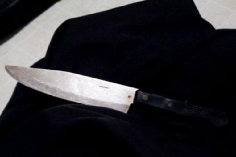 تلميذ يطعن زميله بسكين داخل مدرسة اعدادية بالسبيخة