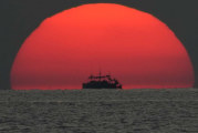 فقدان 39 شخصاً إثر جنوح سفينة صيد صينية بالمحيط الهندي