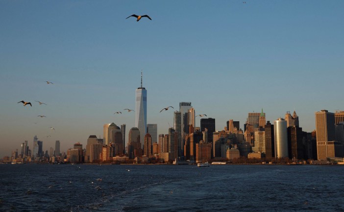 دراسة: نيويورك المثقلة بمبانيها تغرق تدريجياً في البحر!