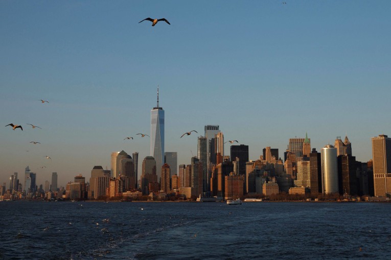 دراسة: نيويورك المثقلة بمبانيها تغرق تدريجياً في البحر!