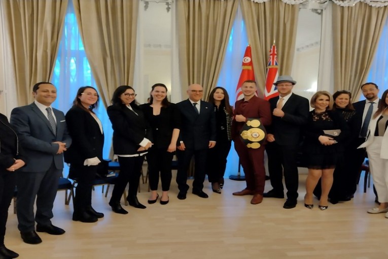 من لندن: وزير الخارجية يؤكد على أهمية مساهمة الجالية التونسية في تحقيق الأهداف الاقتصادية لتونس