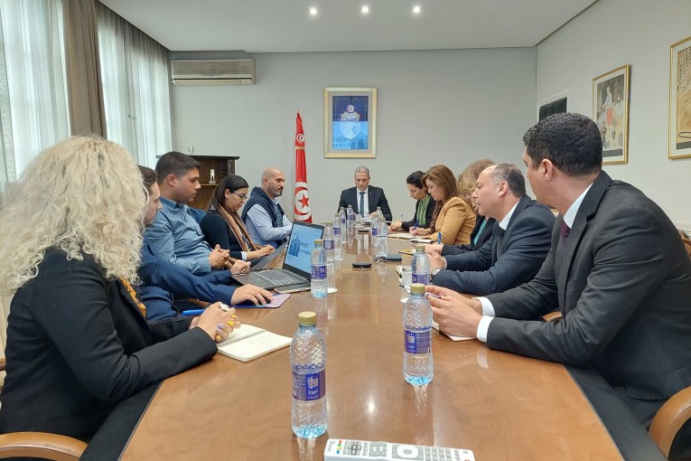 لدفع السياحة الثقافية عبر التسويق الرقمي: وزير السياحة يؤكد دعم مشروع ‘كليك القيروان 2.0′ بالقيروان